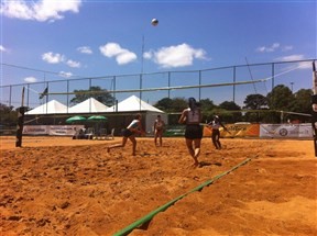 Maringá recebe circuito paranaense de vôlei de Praia